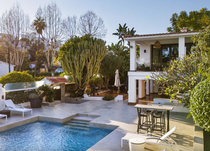 VILLA FAMILIAR CERCA DE PUERTO BANÚS EN VENTA EN NUEVA ANDALUCÍA