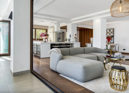 VILLA FAMILIAR CERCA DE PUERTO BANÚS EN VENTA EN NUEVA ANDALUCÍA