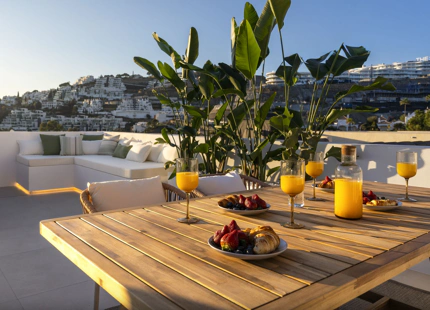 ÁTICO DÚPLEX ELEVADO EN VENTA EN LAS COLINAS DE LA QUINTA, BENAHAVIS