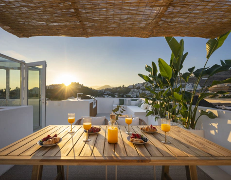Duplex Penthouse for sale in La Quinta Hills, Benahavis