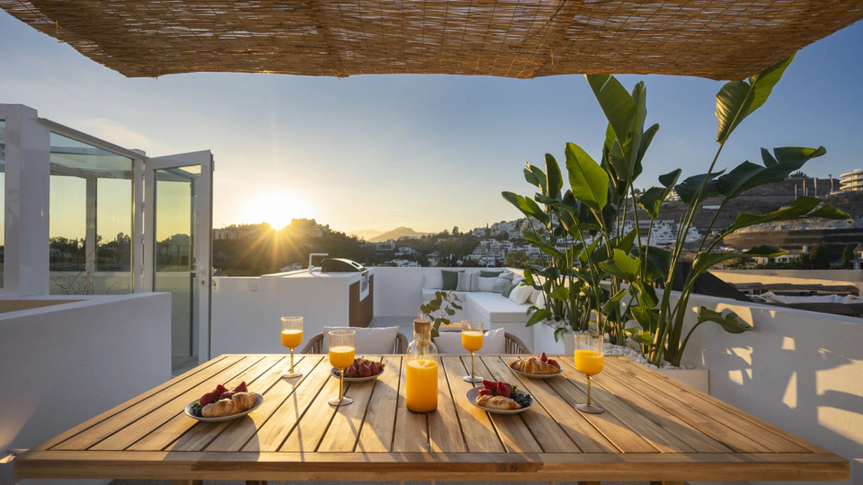 Atico Duplex en venta en La Quinta Hills, Benahavis