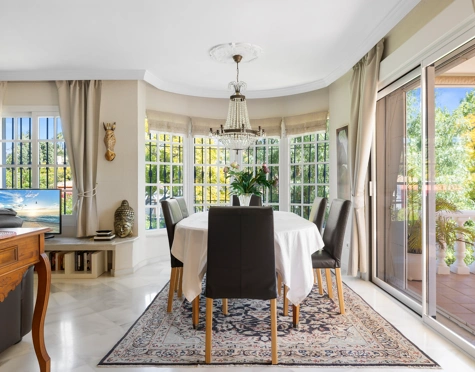 Villa for sale in Nueva Andalucia, Marbella