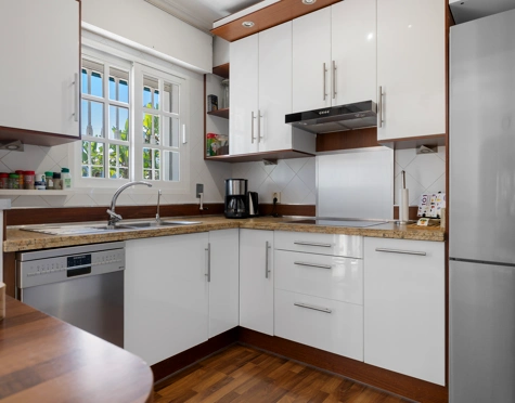 Villa for sale in Nueva Andalucia, Marbella