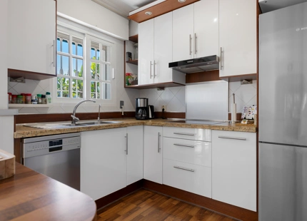 ENCANTADORA VILLA TRADICIONAL EN VENTA EN NUEVA ANDALUCÍA