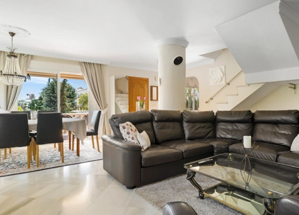 ENCANTADORA VILLA TRADICIONAL EN VENTA EN NUEVA ANDALUCÍA
