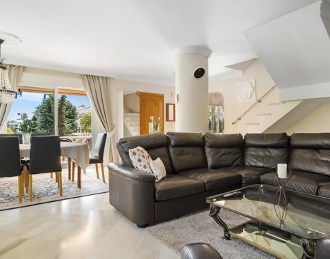 Villa for sale in Nueva Andalucia, Marbella