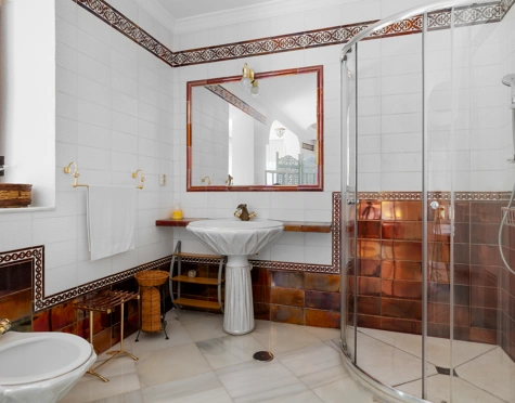 Villa for sale in Nueva Andalucia, Marbella