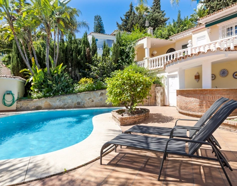 Villa for sale in Nueva Andalucia, Marbella
