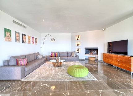 STUNNING VILLA WITH PANORAMIC VIEWS FOR SALE IN LOS FLAMINGOS GOLF, BENAHAVIS
