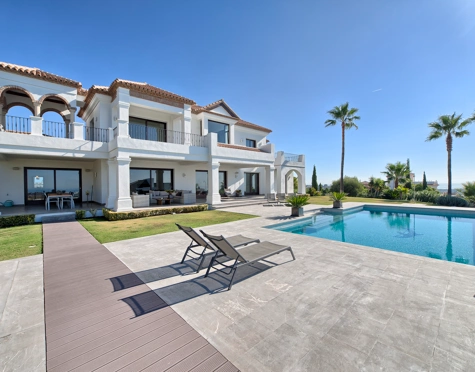 Villa en venta en Los Flamingos Golf, Benahavis