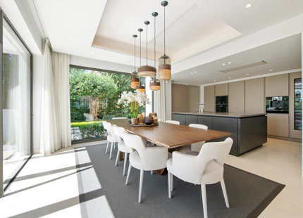VILLA CONTEMPORÁNEA EN VENTA EN SIERRA BLANCA, MARBELLA