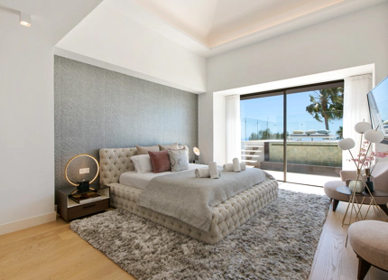 VILLA CONTEMPORÁNEA EN VENTA EN SIERRA BLANCA, MARBELLA