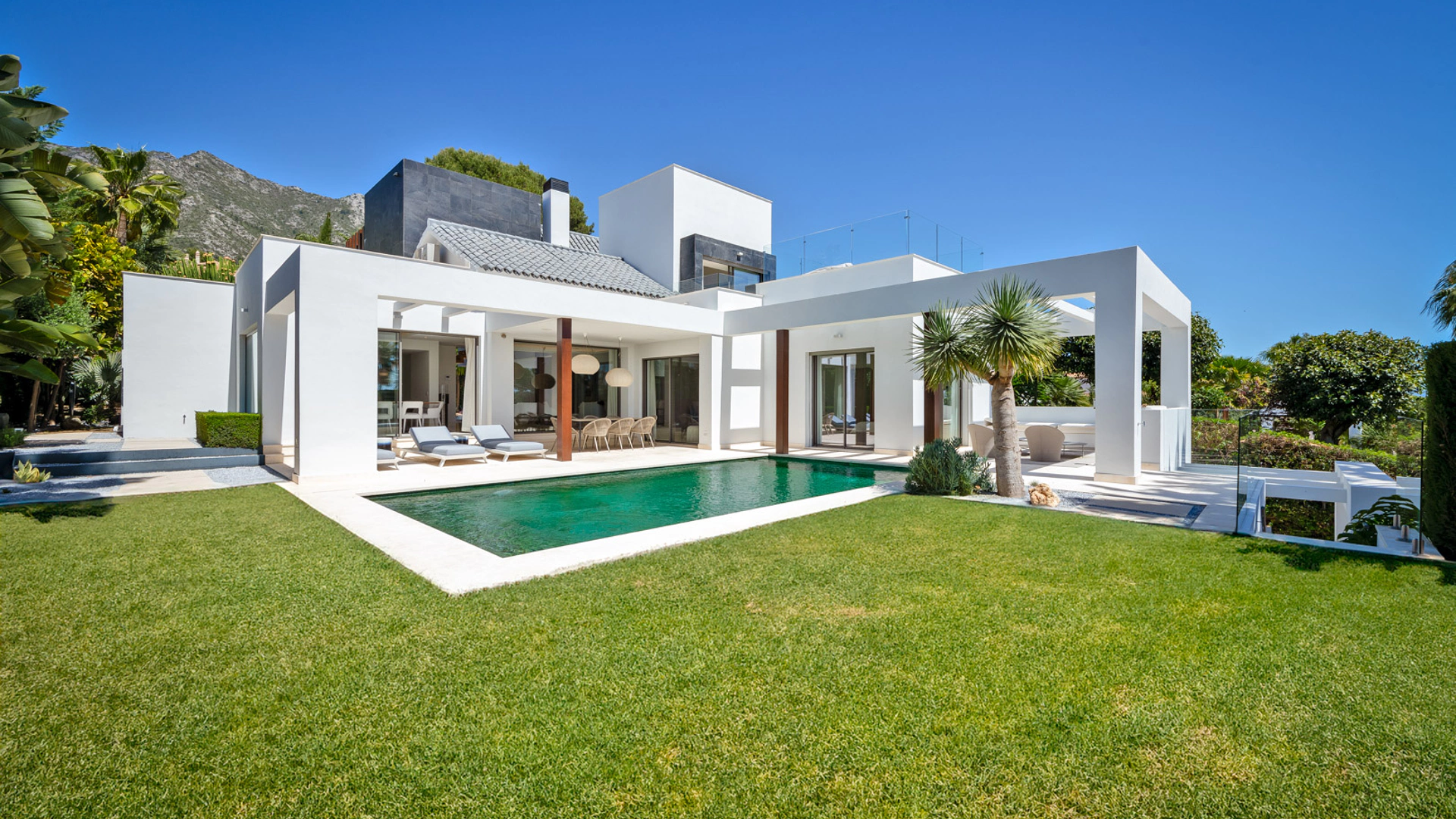 Villa en venta en Sierra Blanca, Marbella Golden Mile