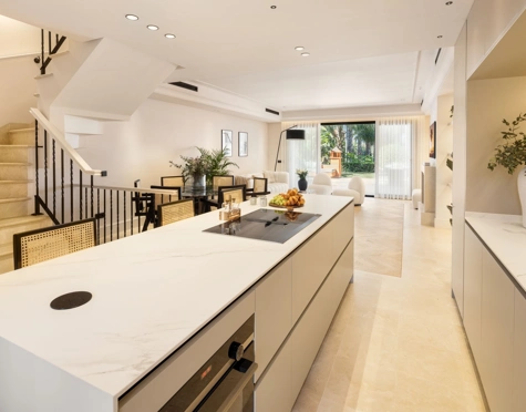 Town House for sale in Altos de Puente Romano, Marbella Golden Mile