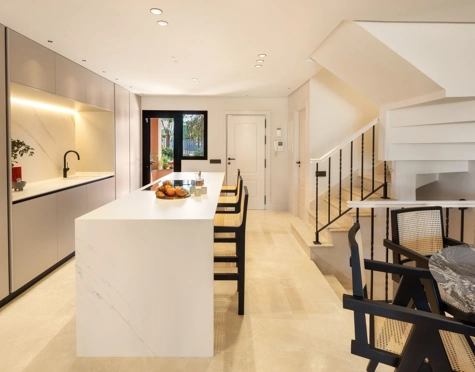 Town House for sale in Altos de Puente Romano, Marbella Golden Mile