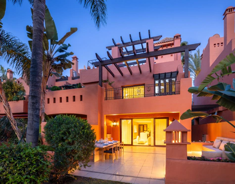 Town House for sale in Altos de Puente Romano, Marbella Golden Mile