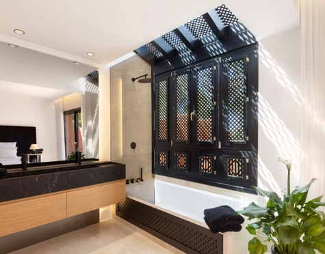 Town House for sale in Altos de Puente Romano, Marbella Golden Mile