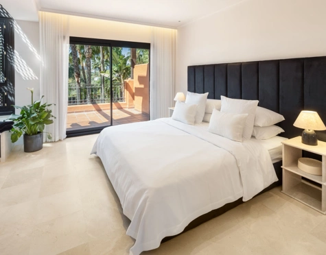 Town House for sale in Altos de Puente Romano, Marbella Golden Mile
