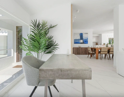 Villa for sale in El Rosario, Marbella Este