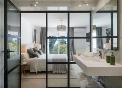 BRIGHT REFURBISHED VILLA FOR SALE IN EL ROSARIO, MARBELLA EAST