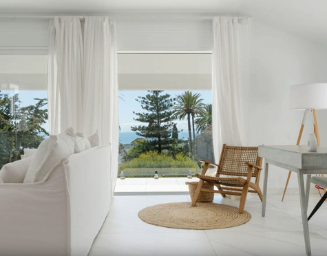 Villa for sale in El Rosario, Marbella Este