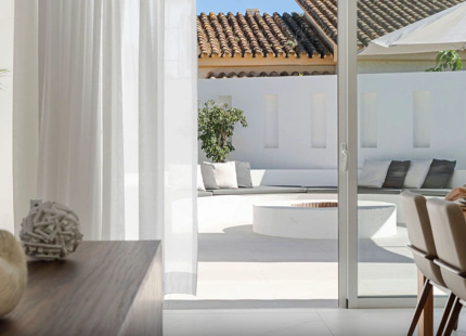 BRIGHT REFURBISHED VILLA FOR SALE IN EL ROSARIO, MARBELLA EAST
