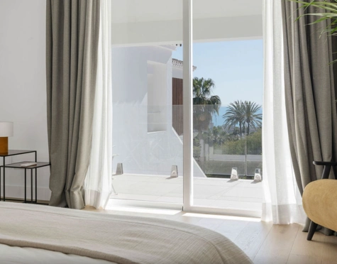 Villa for sale in El Rosario, Marbella Este