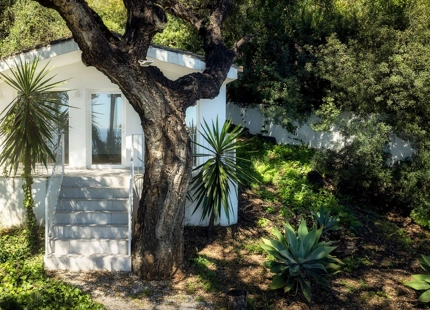 BRIGHT REFURBISHED VILLA FOR SALE IN EL ROSARIO, MARBELLA EAST