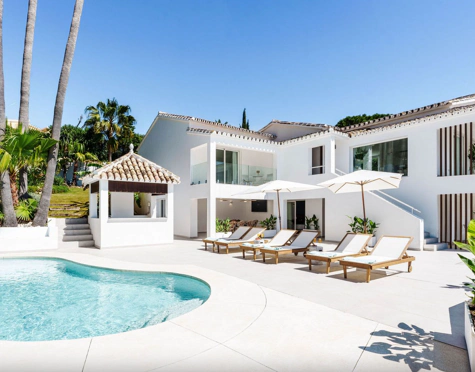 Villa for sale in El Rosario, Marbella Este