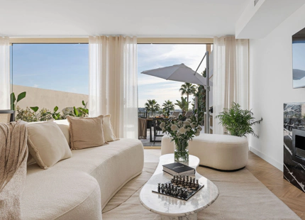 ELEGANTE APARTAMENTO EN PLANTA BAJA EN VENTA EN NUEVA ANDALUCÍA