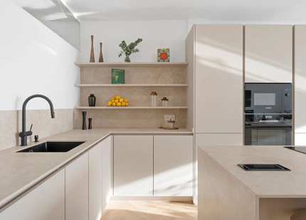 ELEGANTE APARTAMENTO EN PLANTA BAJA EN VENTA EN NUEVA ANDALUCÍA