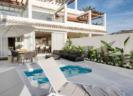 ELEGANTE APARTAMENTO EN PLANTA BAJA EN VENTA EN NUEVA ANDALUCÍA