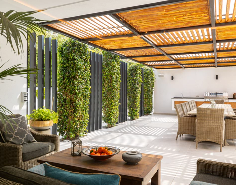 Villa for sale in Los Naranjos Golf, Nueva Andalucia