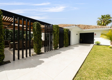 VILLA DE LUJO FAMILIAR EN VENTA EN NUEVA ANDALUCÍA