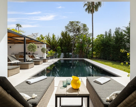 Villa for sale in Los Naranjos Golf, Nueva Andalucia