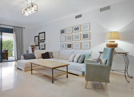 APARTMENT WITH SPACIOUS TERRACE FOR SALE IN SAN PEDRO DE ALCÁNTARA, MARBELLA