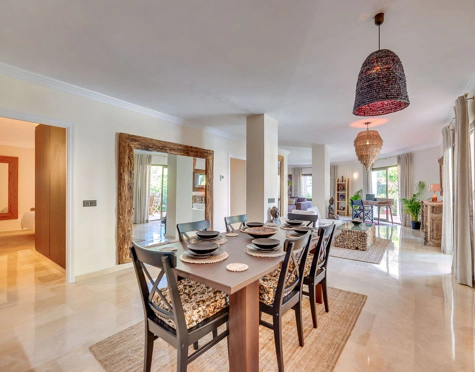Ground Floor Apartment for sale in Elviria, Marbella Este