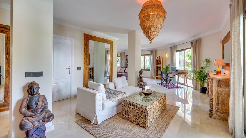 Ground Floor Apartment for sale in Elviria, Marbella East