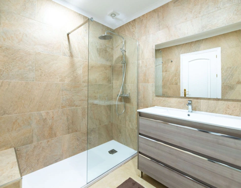 Ground Floor Apartment for sale in Elviria, Marbella Este