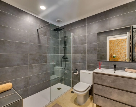 Ground Floor Apartment for sale in Elviria, Marbella Este