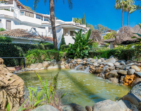 Ground Floor Apartment for sale in Elviria, Marbella Este
