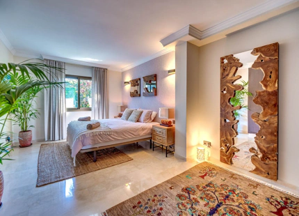 GROUND FLOOR BEACHFRONT APARTMENT FOR SALE IN ELVIRIA, MARBELLA EAST