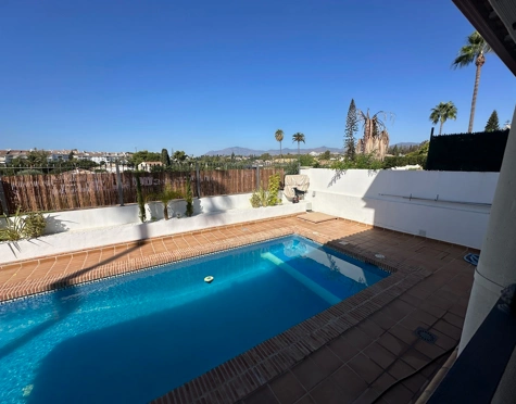 House for sale in Linda Vista Baja, San Pedro de Alcantara