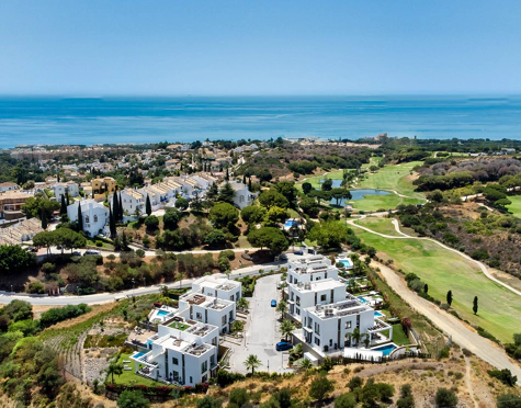 Villa Pareada en venta en Cabopino, Marbella Este