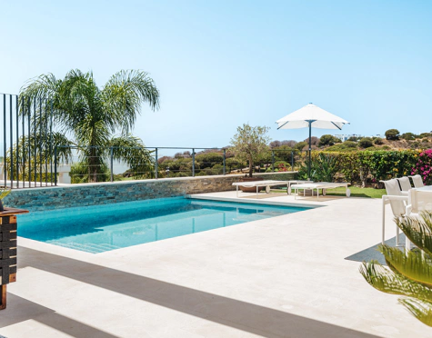 Villa Pareada en venta en Cabopino, Marbella Este