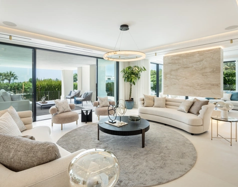 Villa for sale in Marbella Golden Mile
