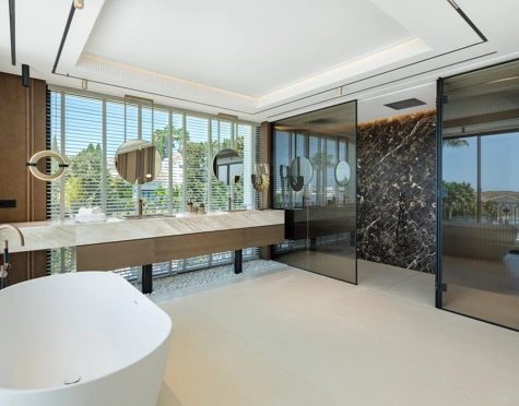Villa for sale in Marbella Golden Mile