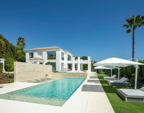 Villa for sale in Marbella Golden Mile