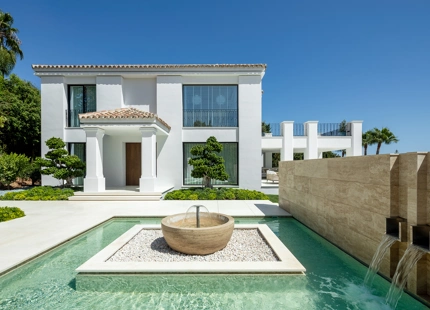 VILLA DE LUJO DE 6 DORMITORIOS CON VISTAS PANORÁMICAS AL MAR EN SIERRA BLANCA