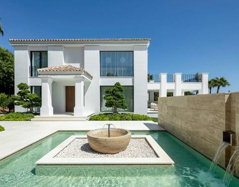 Villa for sale in Marbella Golden Mile